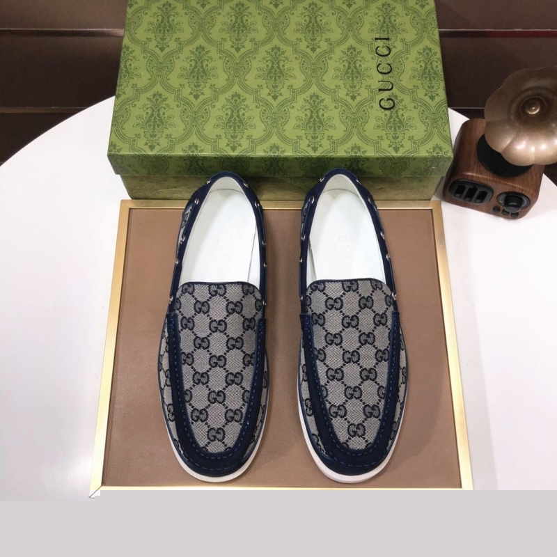 G*u*i leather shoes